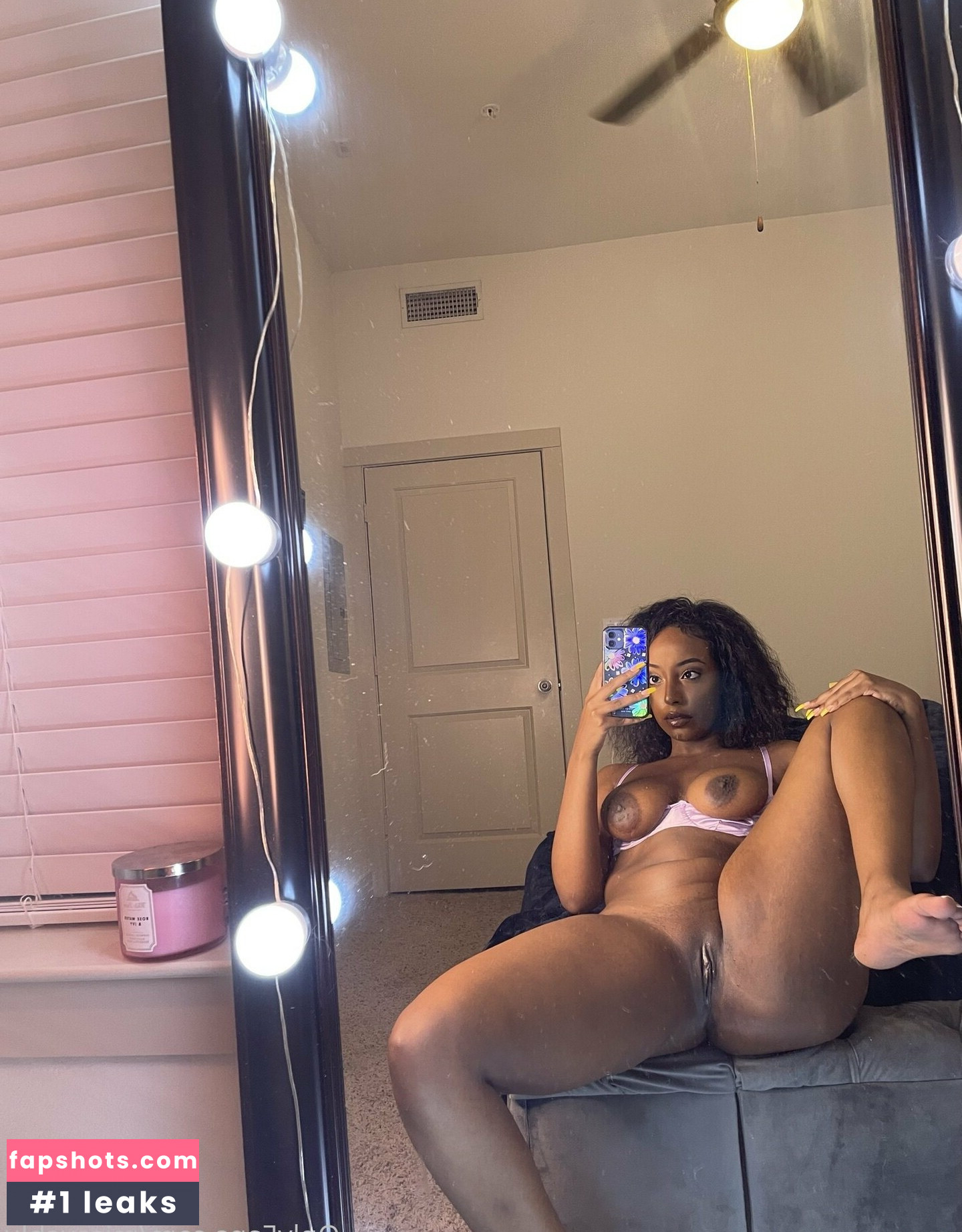 missusblu gallery photo #14