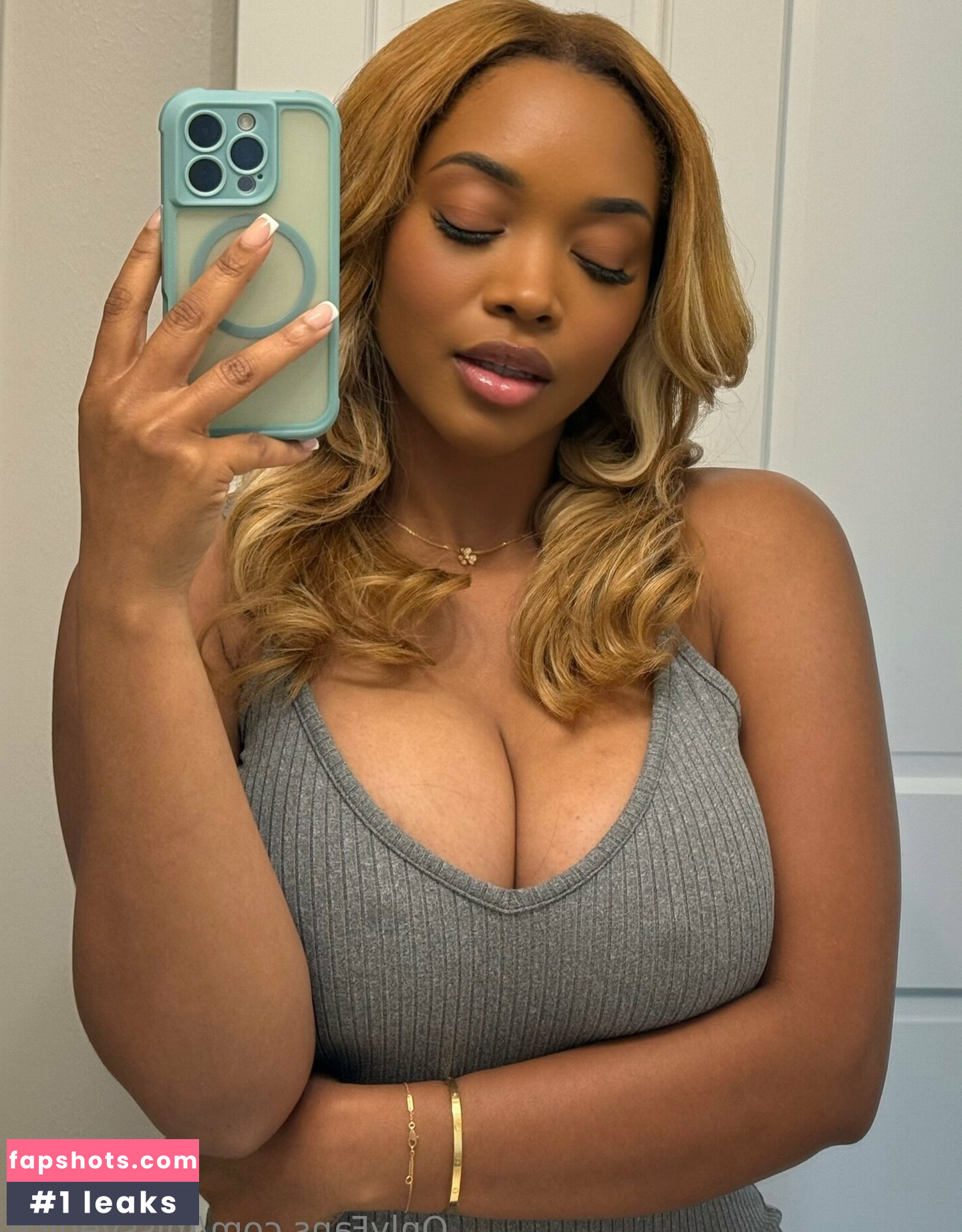 missvenice gallery photo #7