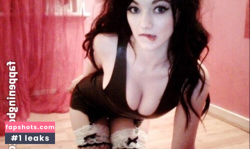 MissVintageDresses nude babe gallery