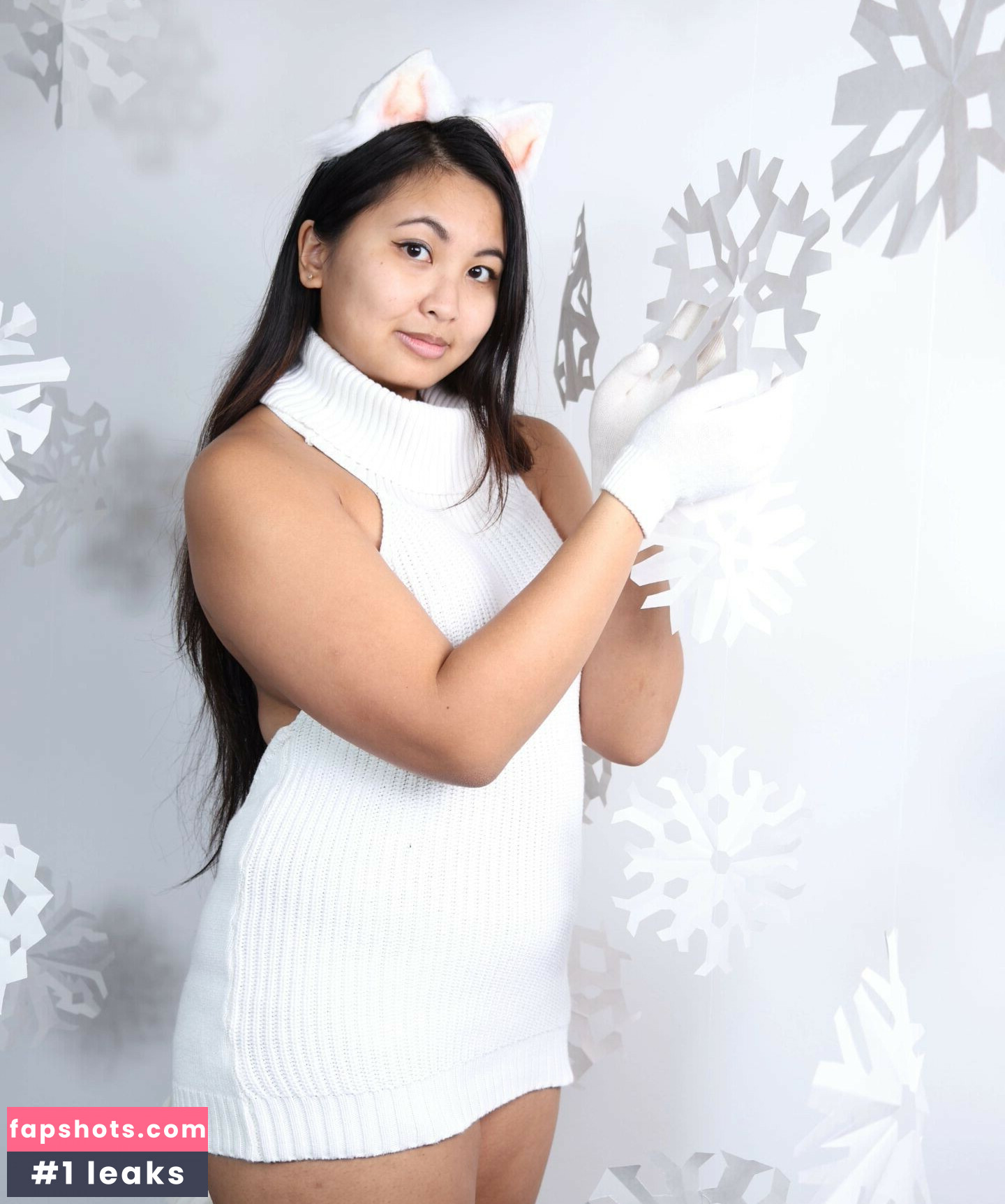 Mistletoad gallery photo #2