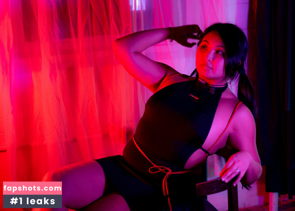 Mistletoad gallery photo #24