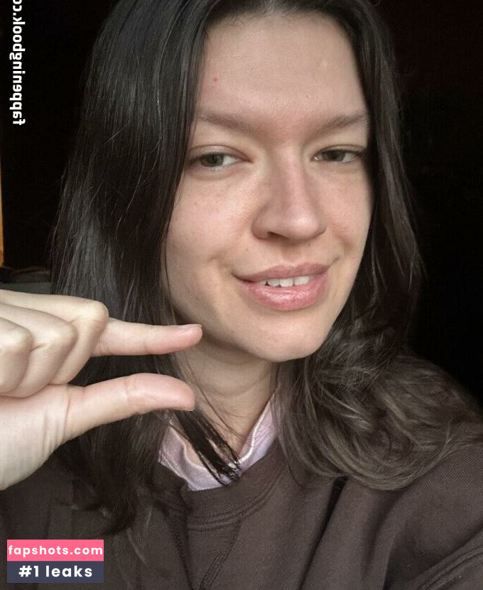 Mistress Hawthorn gallery photo #2