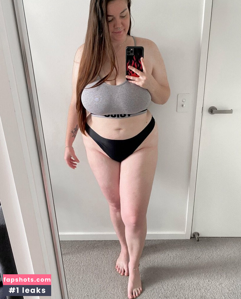 Mistress Sarah gallery photo #18