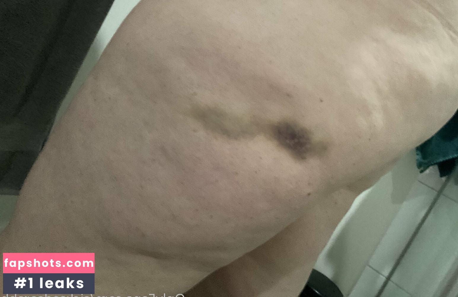 Mistress Sarah gallery photo #6