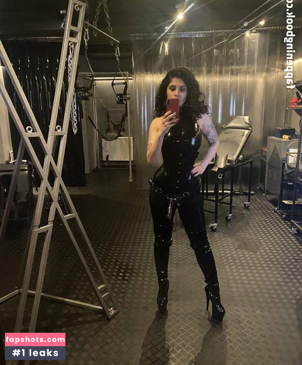 Mistress Sophia Sahara gallery photo #10