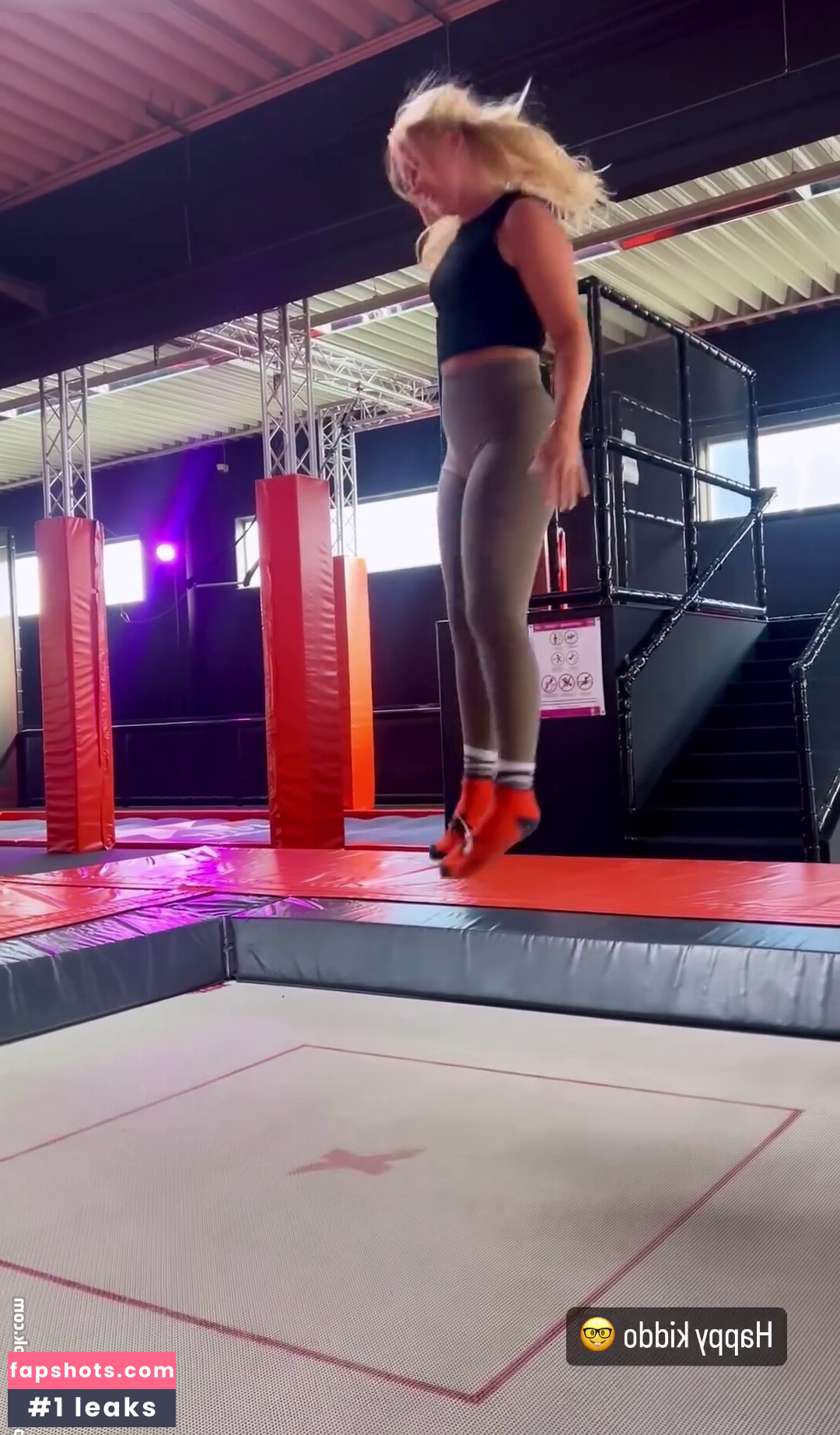 mitchi_fre gallery photo #2