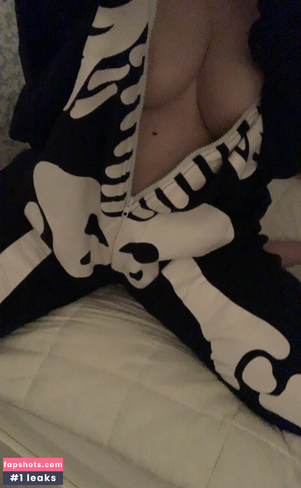 Mitchie Soren Nude Leaks OnlyFans Photos #6 - LeakJerk