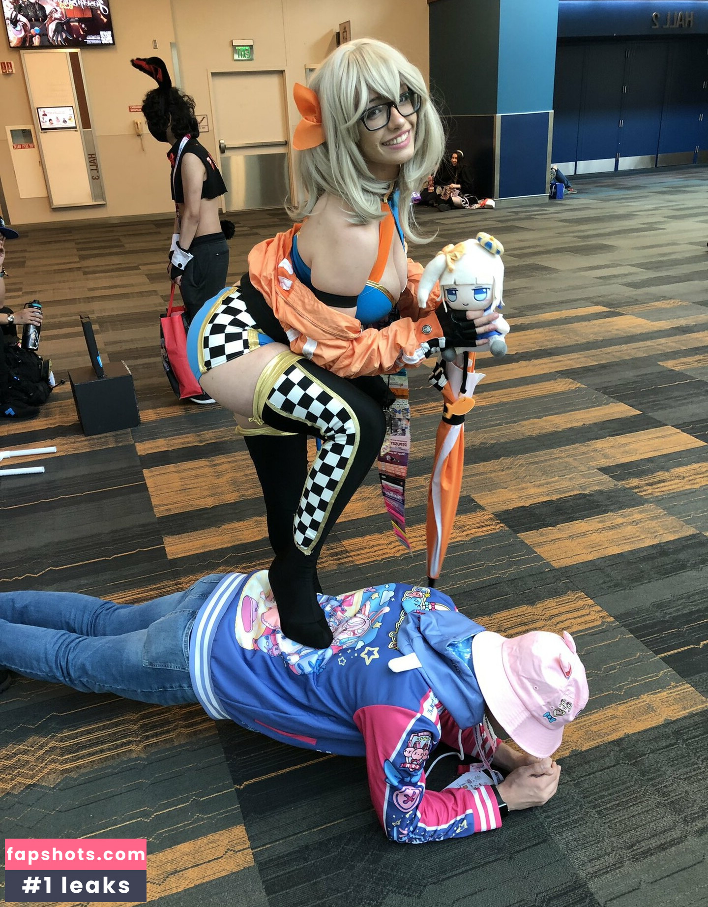 Mitchiemania nude babe gallery