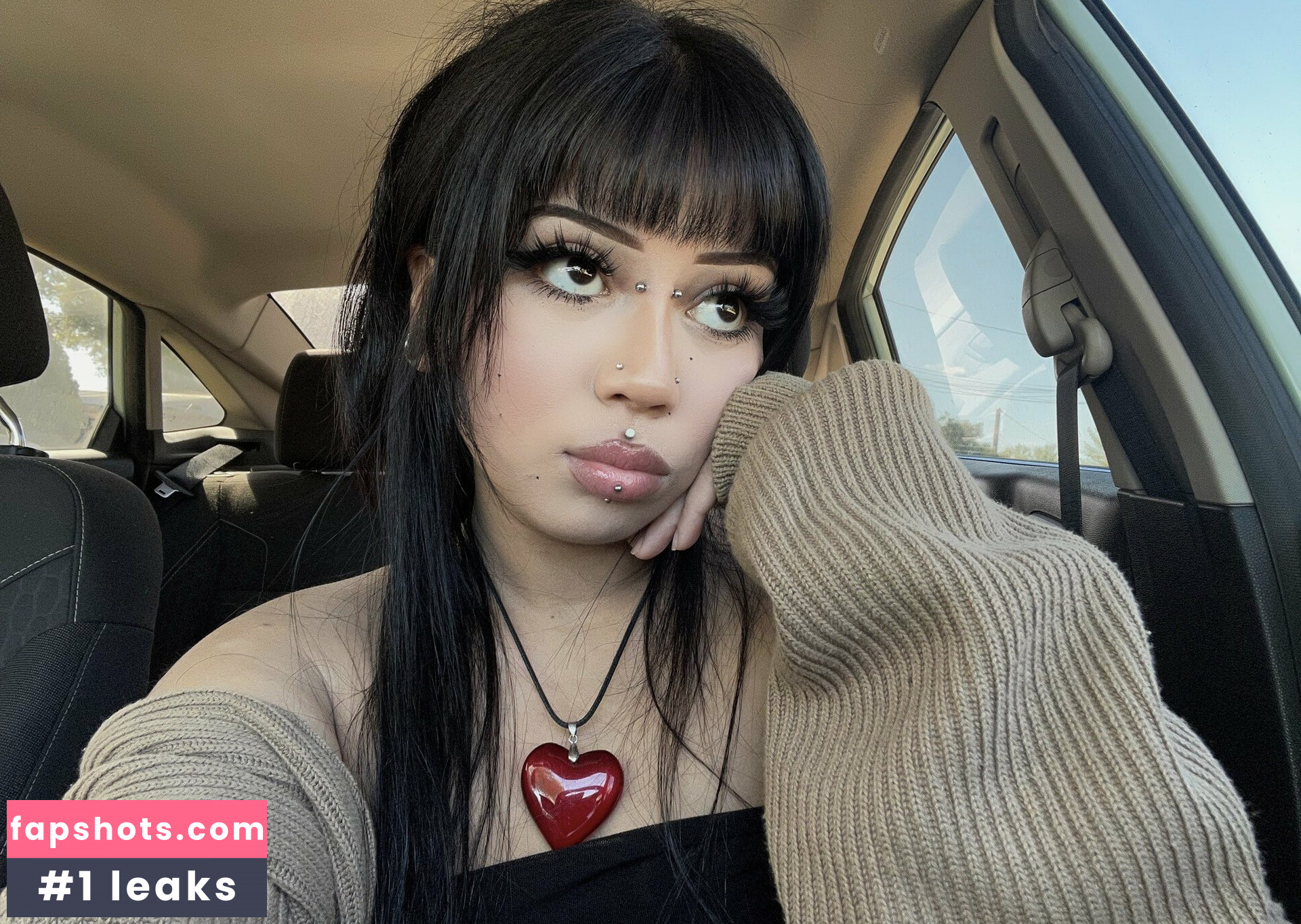 mitskisdaught3r gallery photo #9