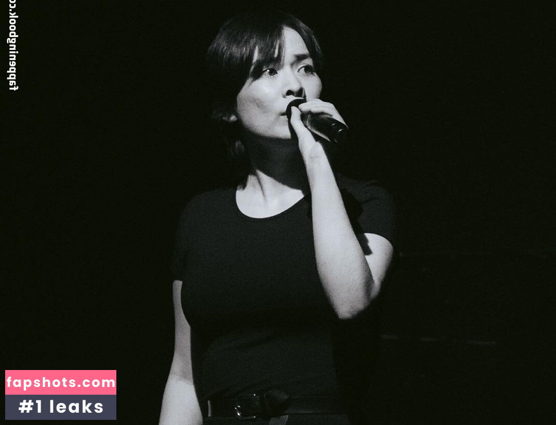 Mitsuki Laycock gallery photo #8