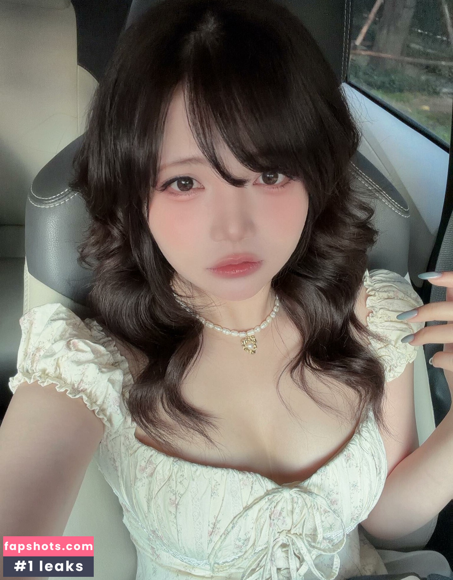 miu_cosplayer gallery photo #2