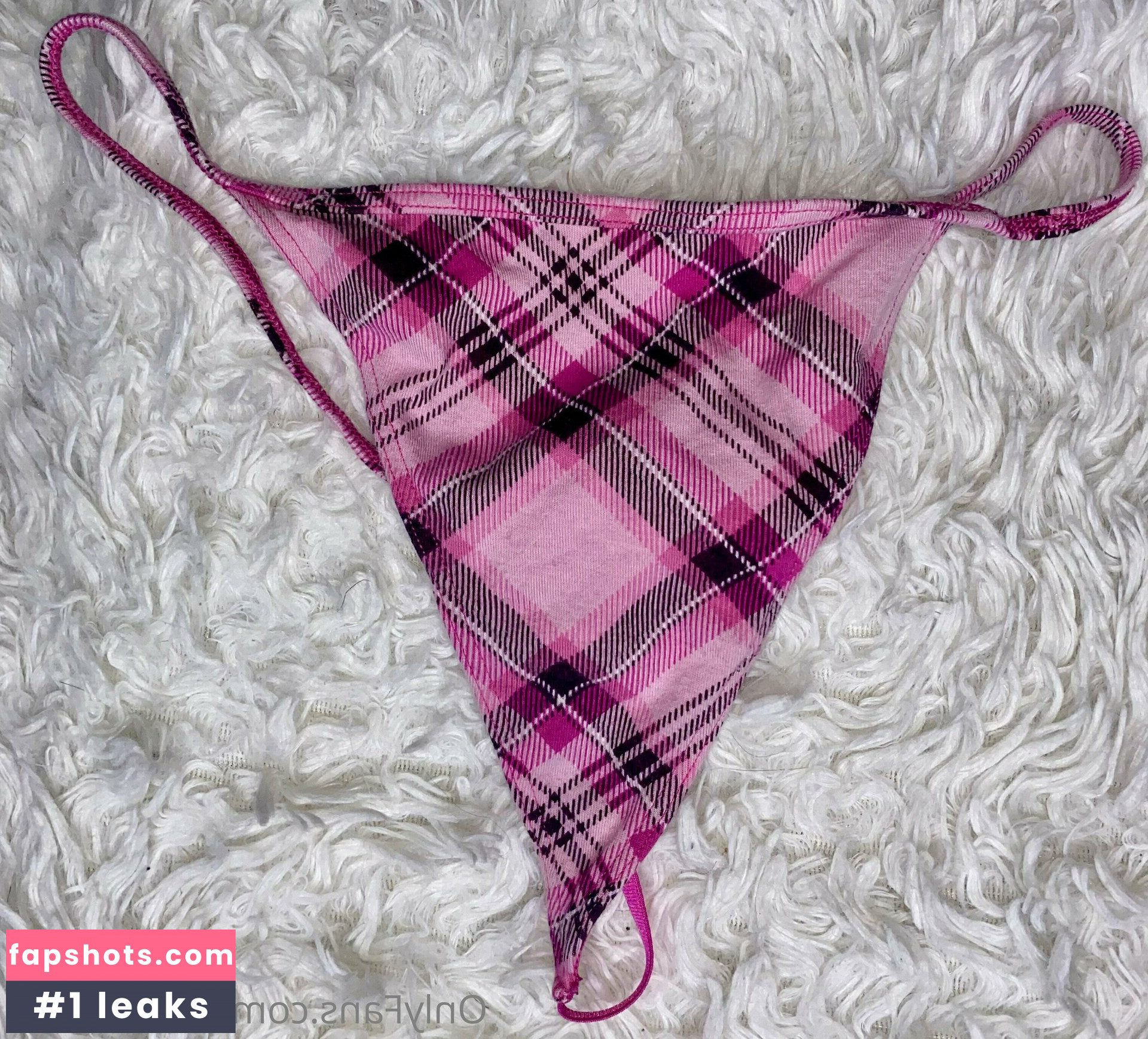 Mixedgirl21 gallery photo #18