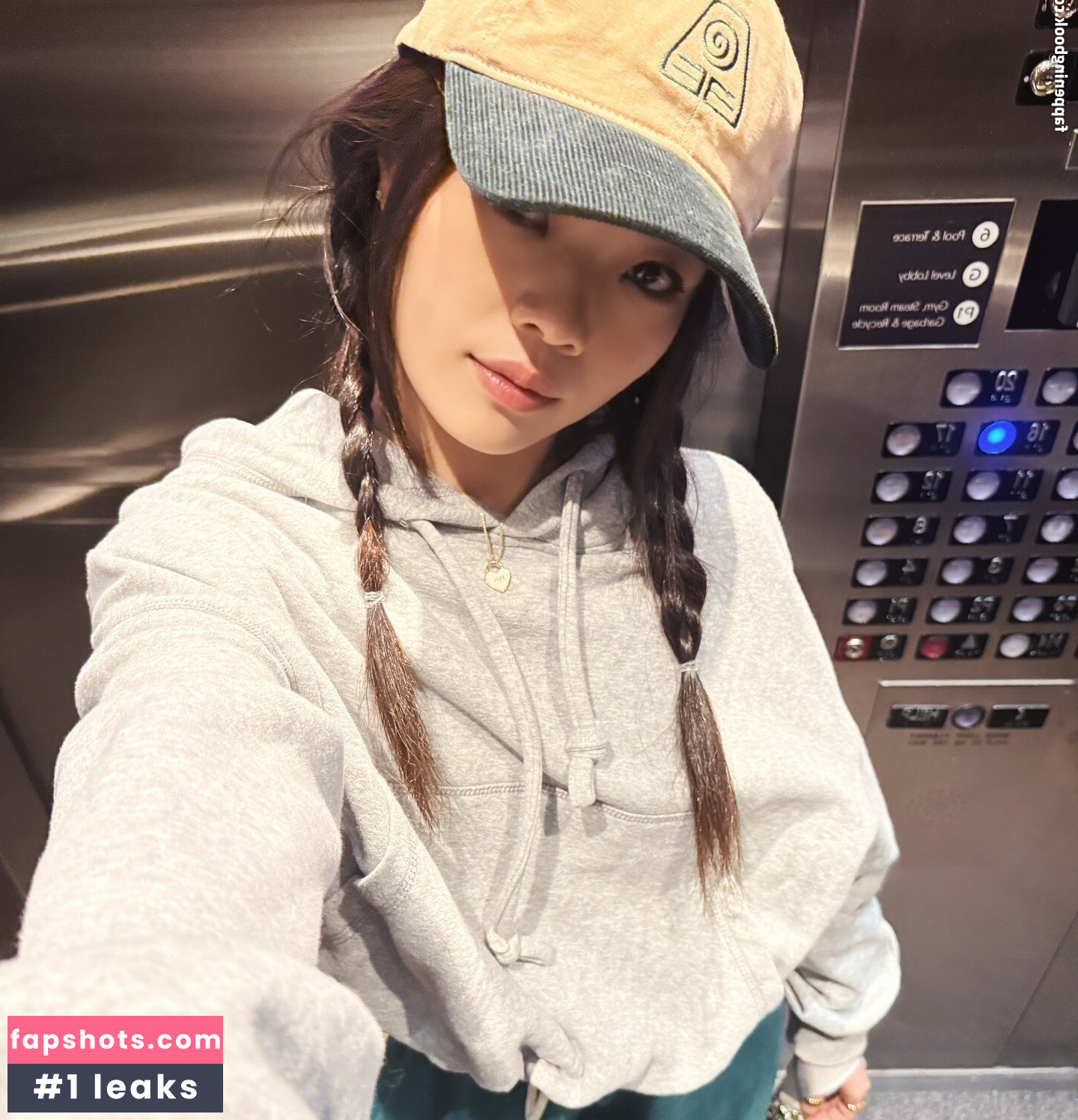 Miya Cech gallery photo #13