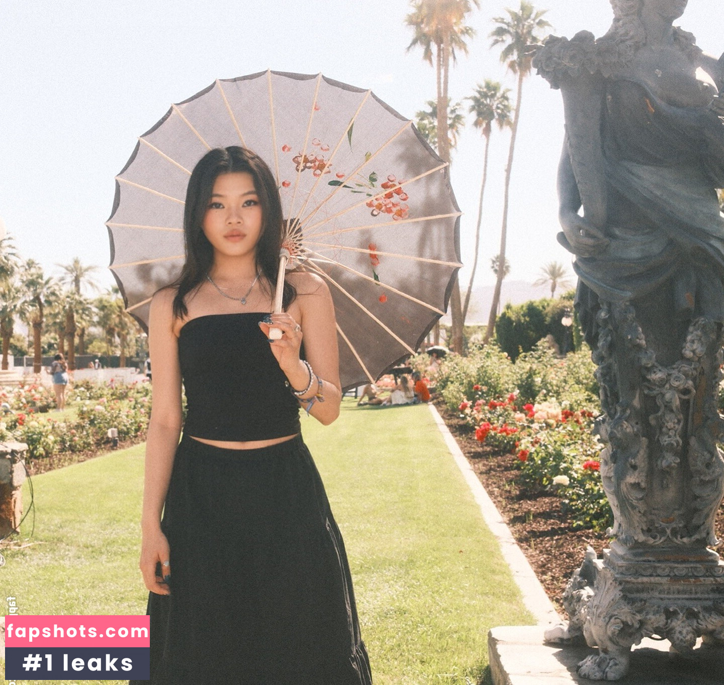 Miya Cech gallery photo #17