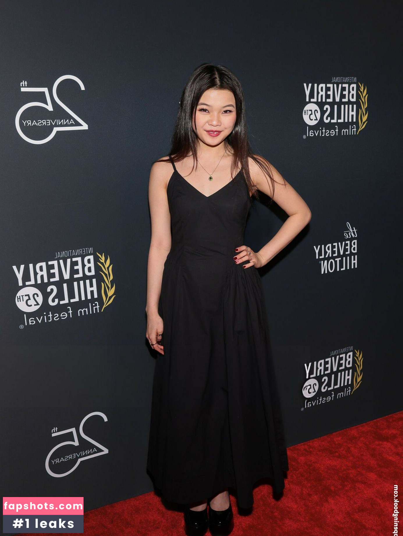 Miya Cech gallery photo #3