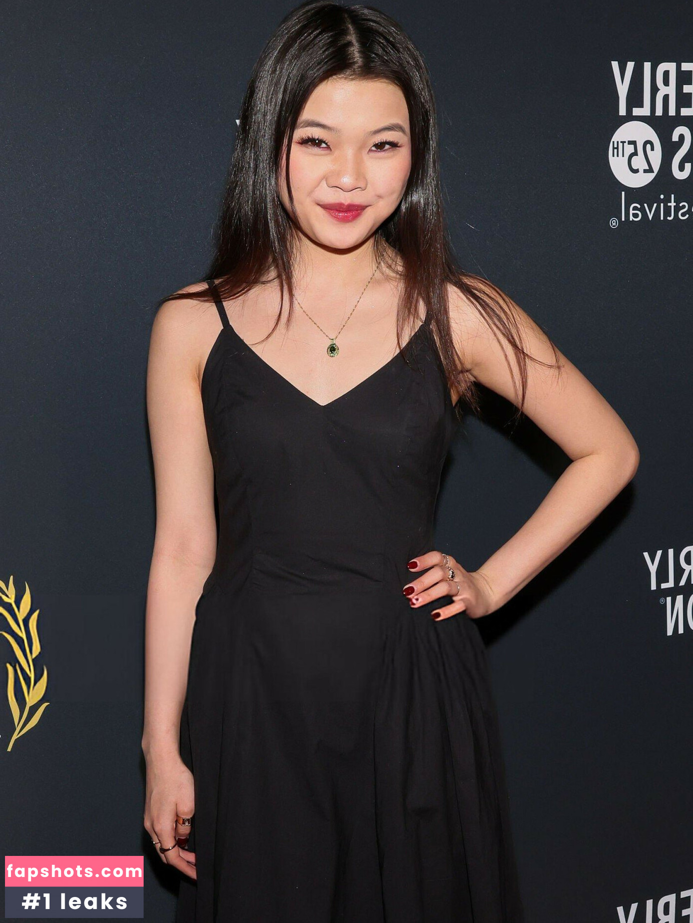 Miya Cech gallery photo #8