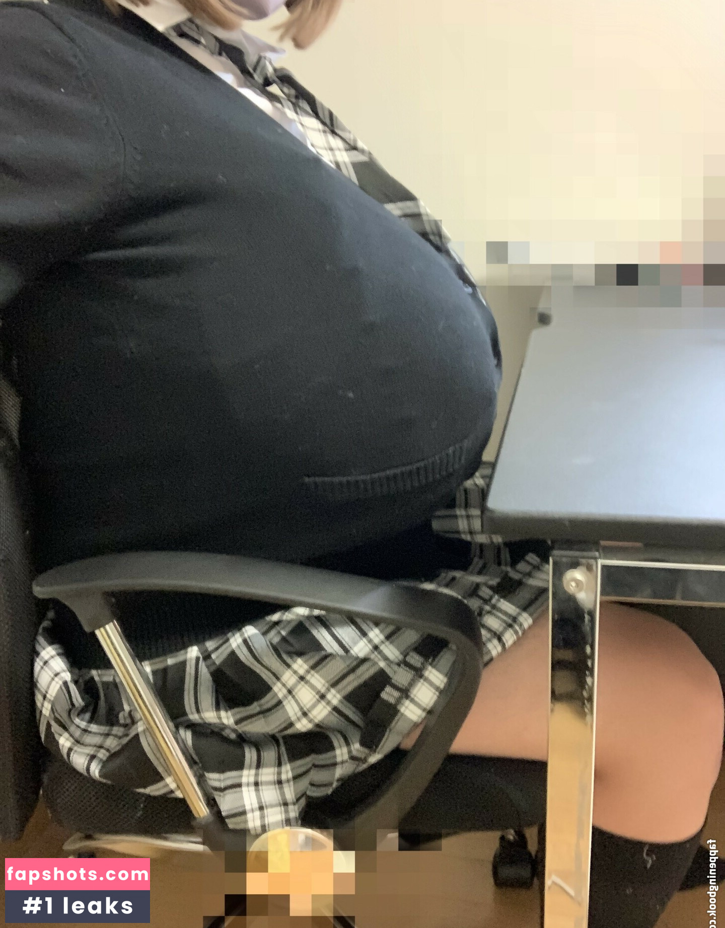 Miyumiyu2260 gallery photo #8