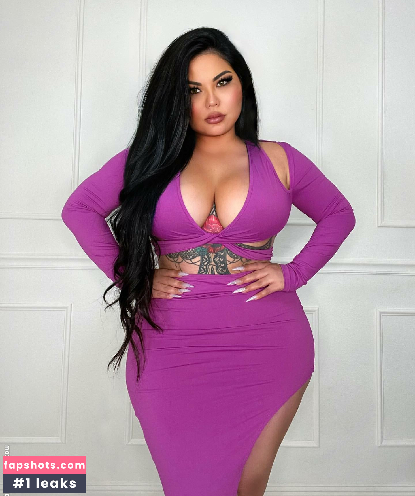 Mizuki Brown gallery photo #11