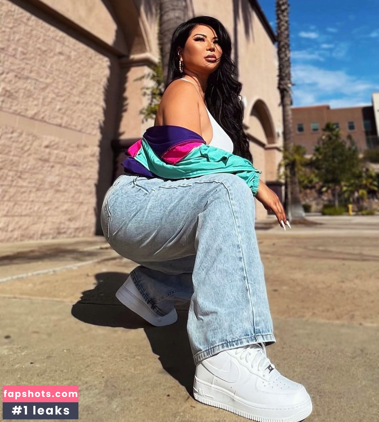 Mizuki Brown gallery photo #17