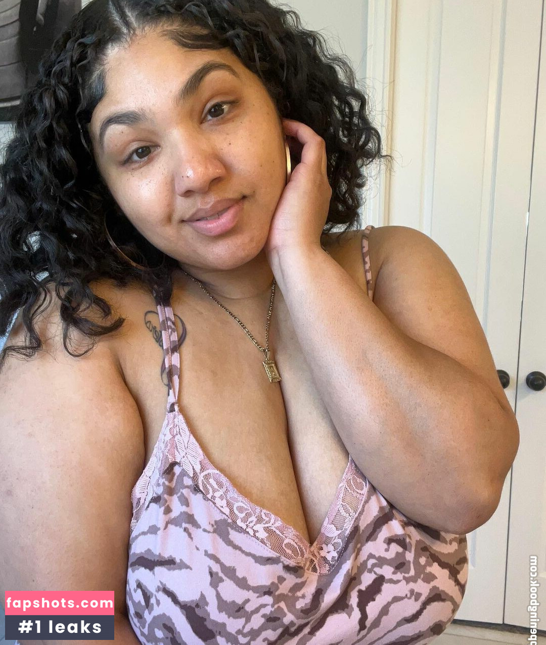 MizzMelons gallery photo #6