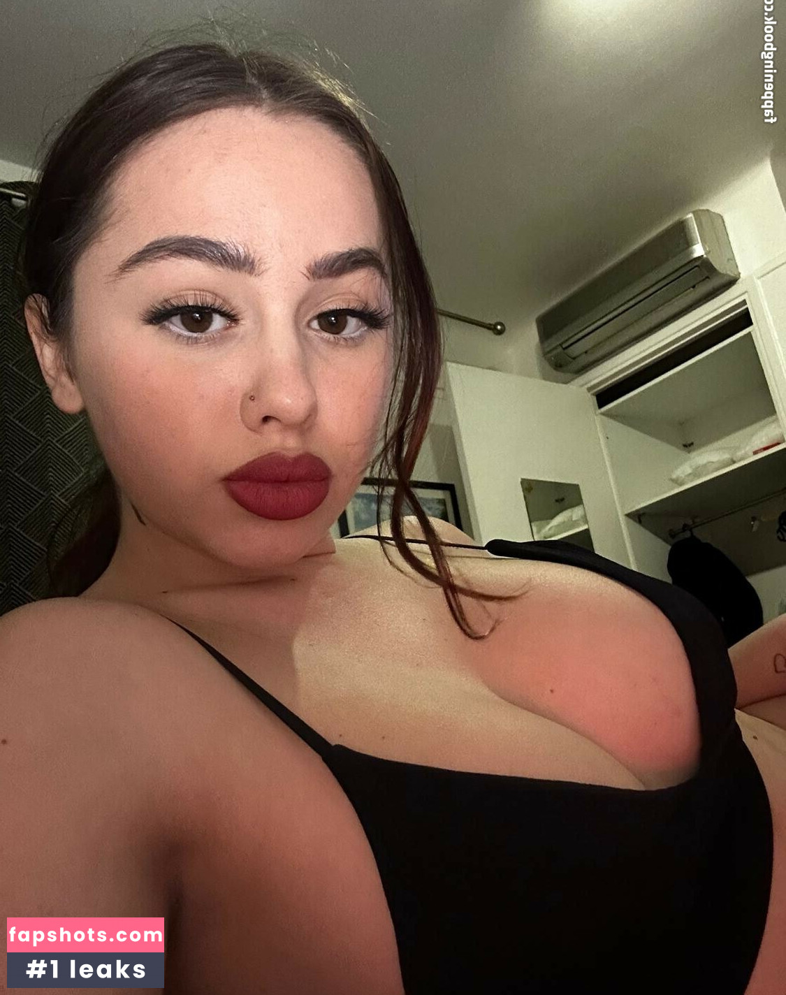 mlnd1014 nude babe gallery