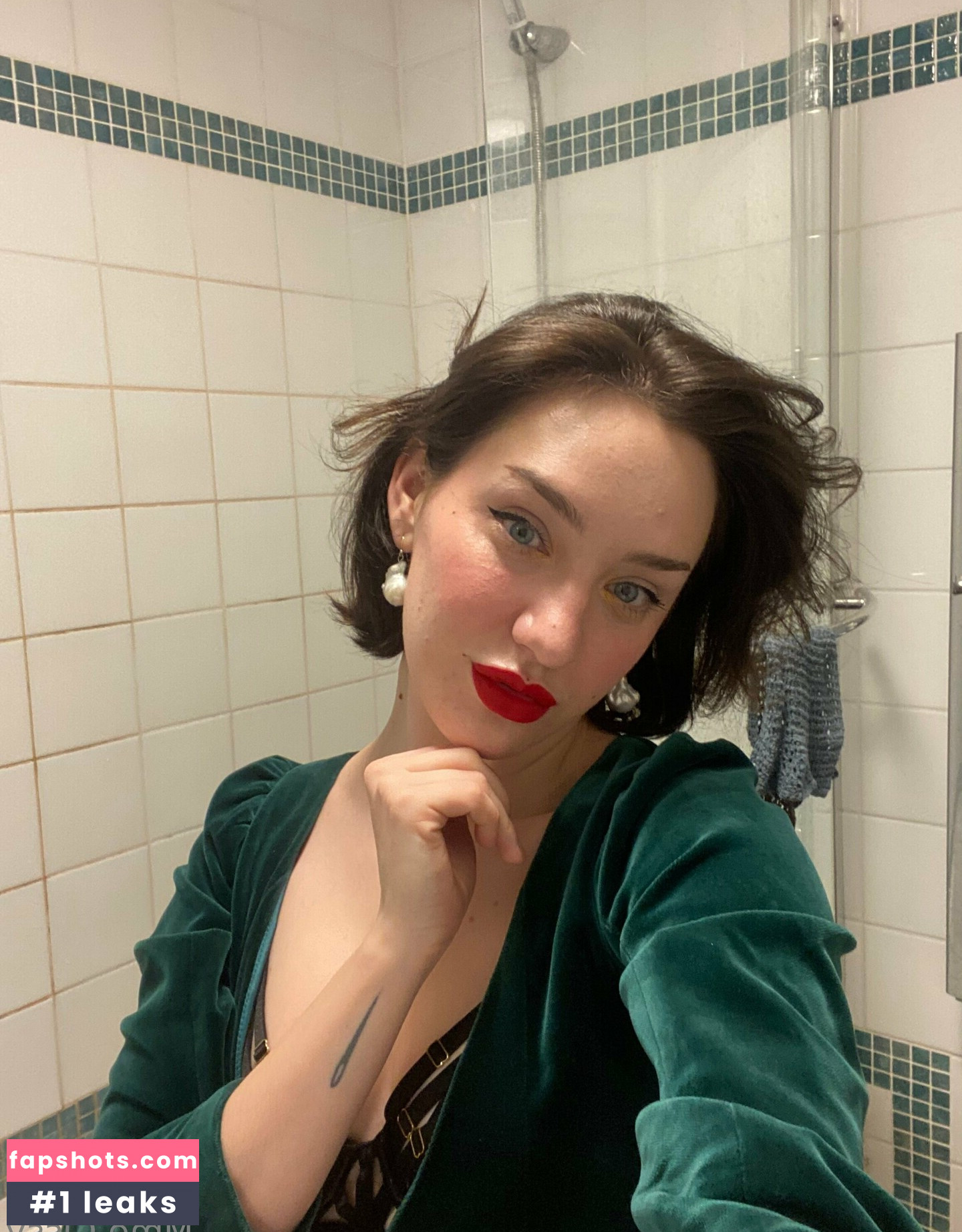 mmecissysubs gallery photo #17