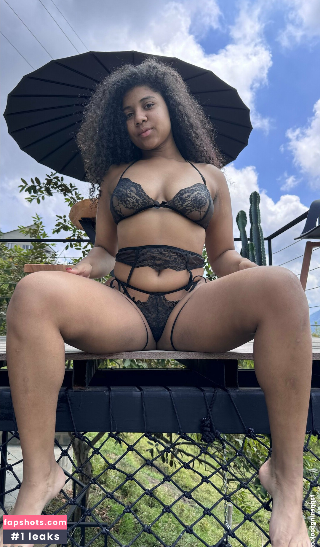 moana205 gallery photo #21