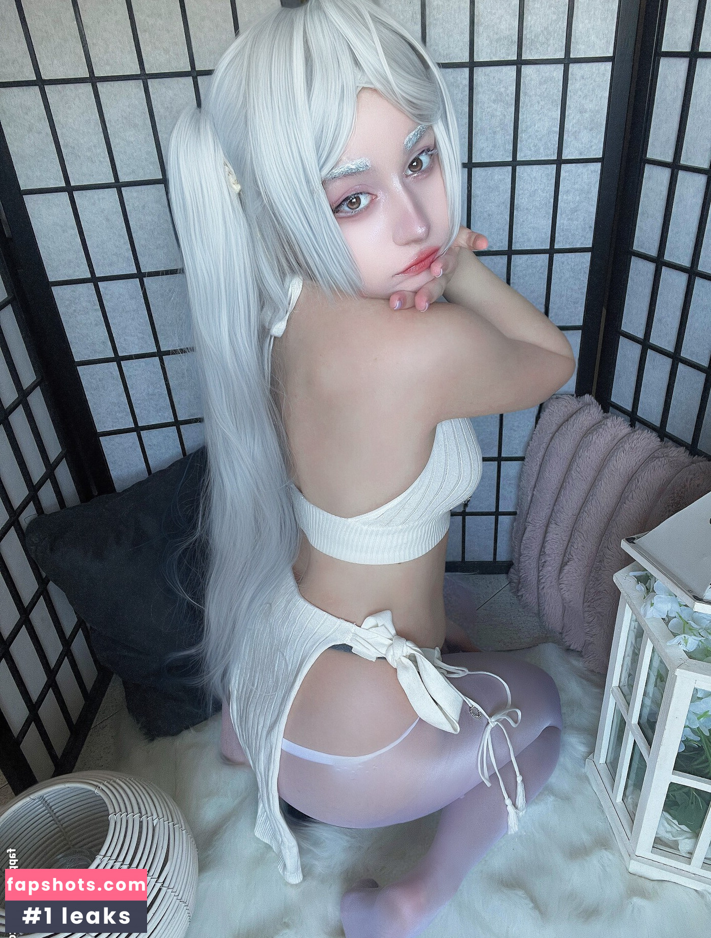 Mochichuu gallery photo #6