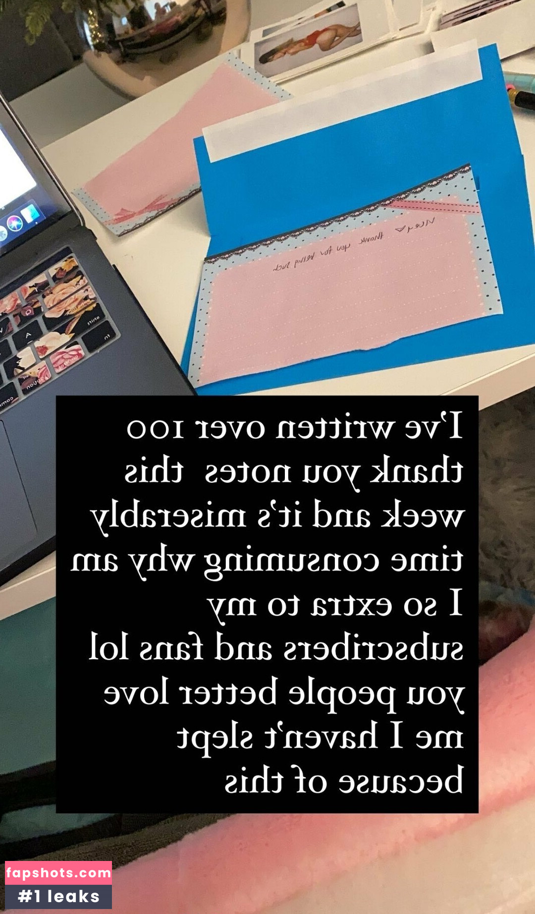 mochii_xo gallery photo #2