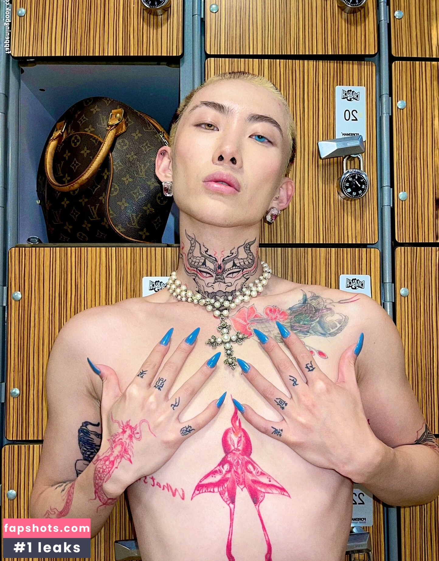 mochimochisosweet gallery photo #18