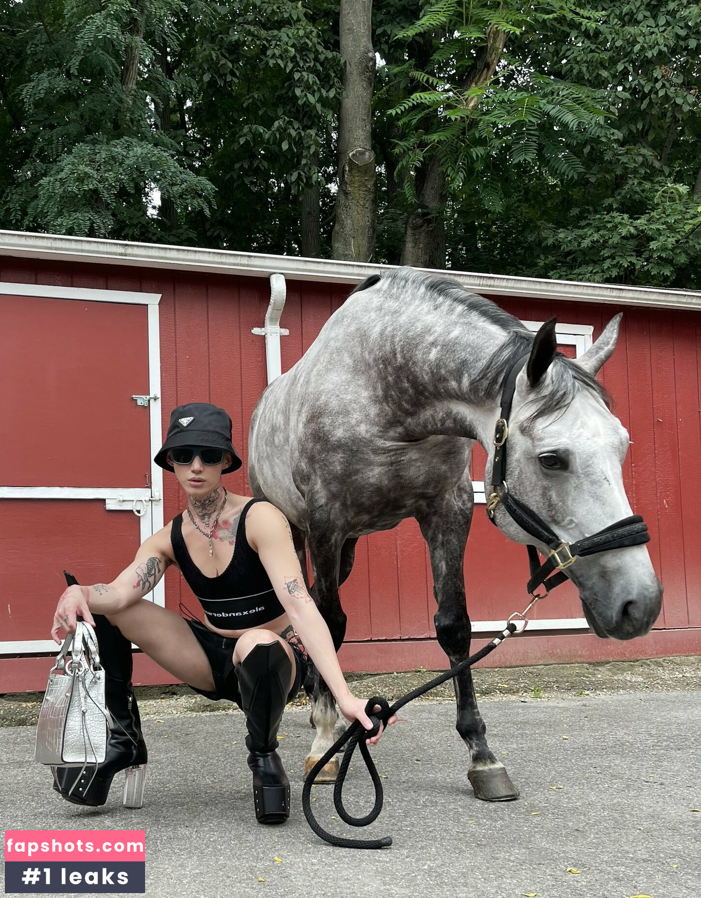 mochimochisosweet gallery photo #23