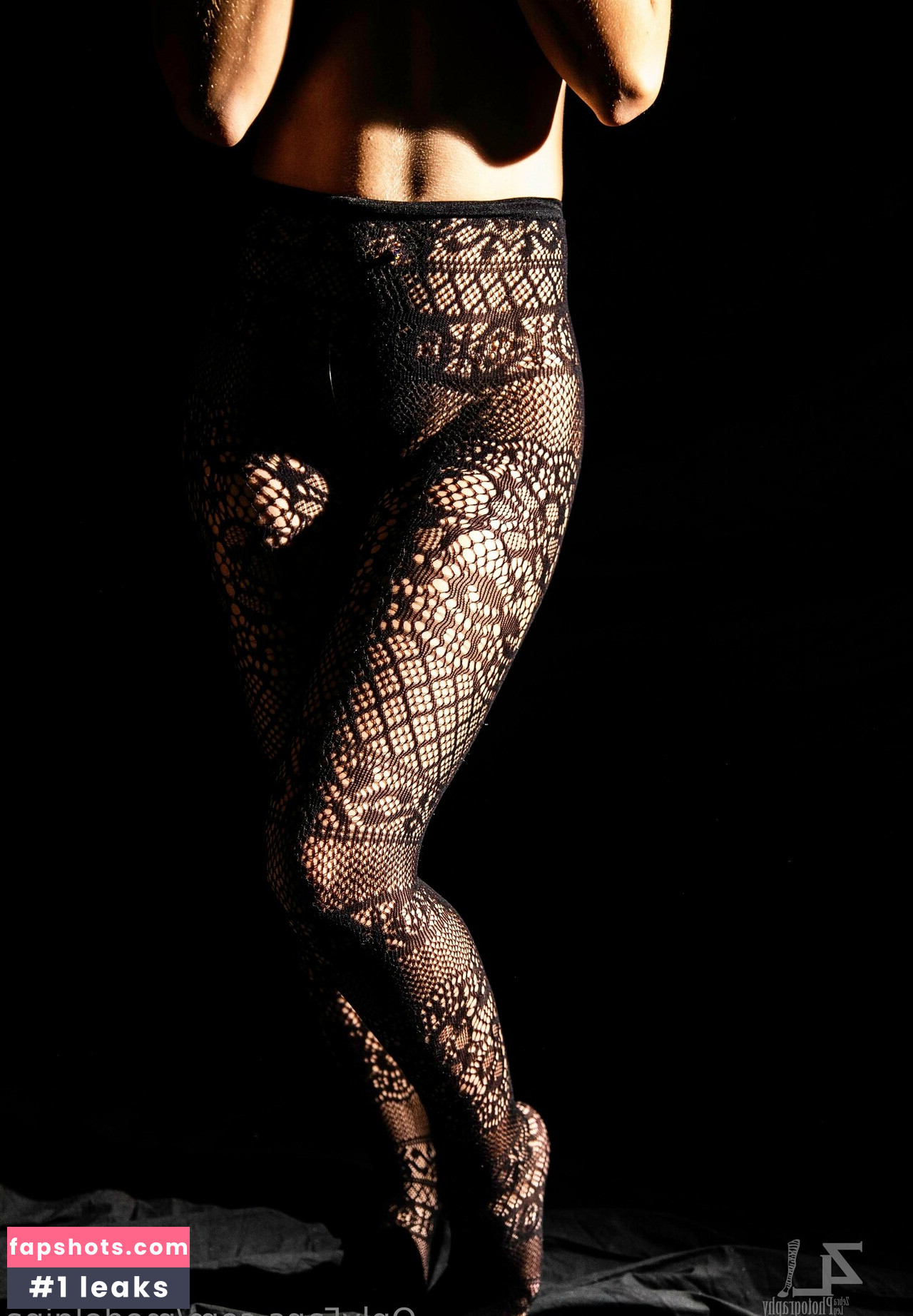 modelgina gallery photo #12