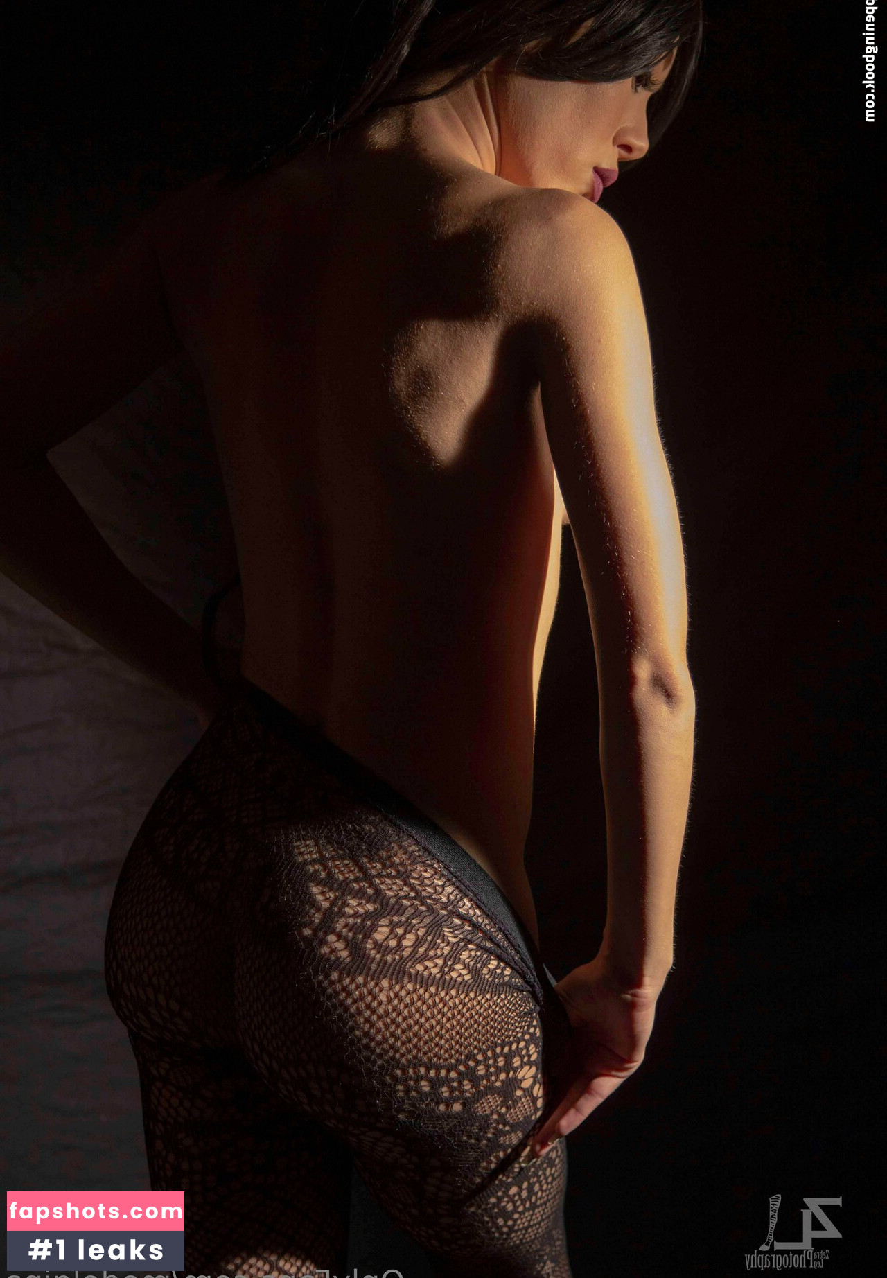 modelgina gallery photo #18