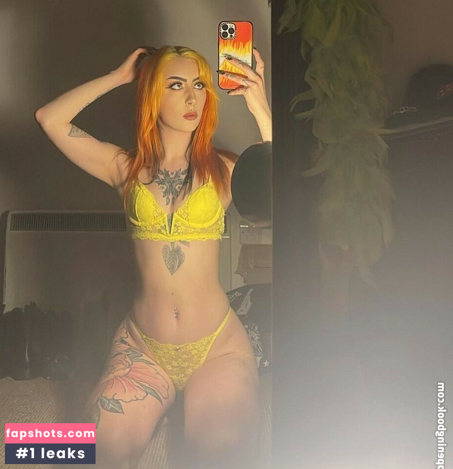 Modelmissbee gallery photo #9