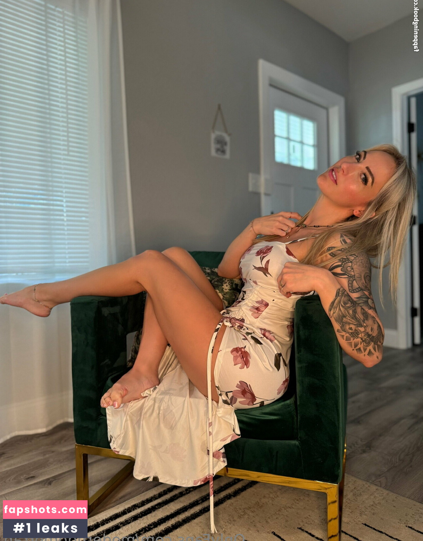 moderngomorrah gallery photo #3