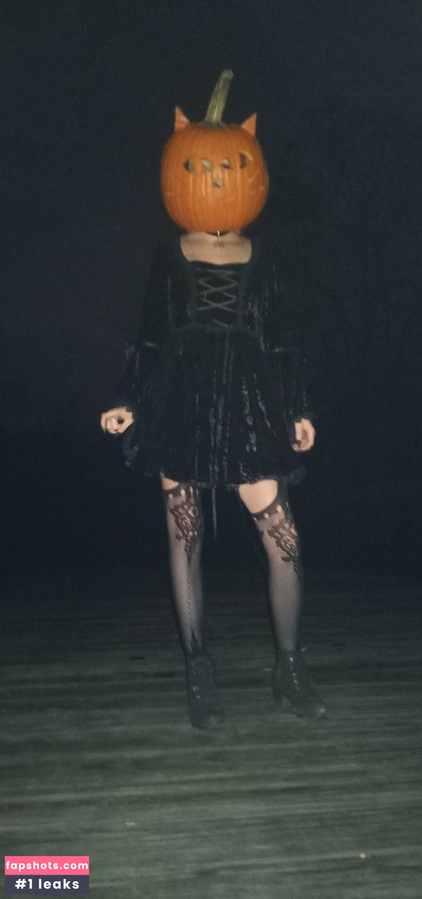 modernmorticia Nude Leaks OnlyFans Photos #3 - LeakJerk