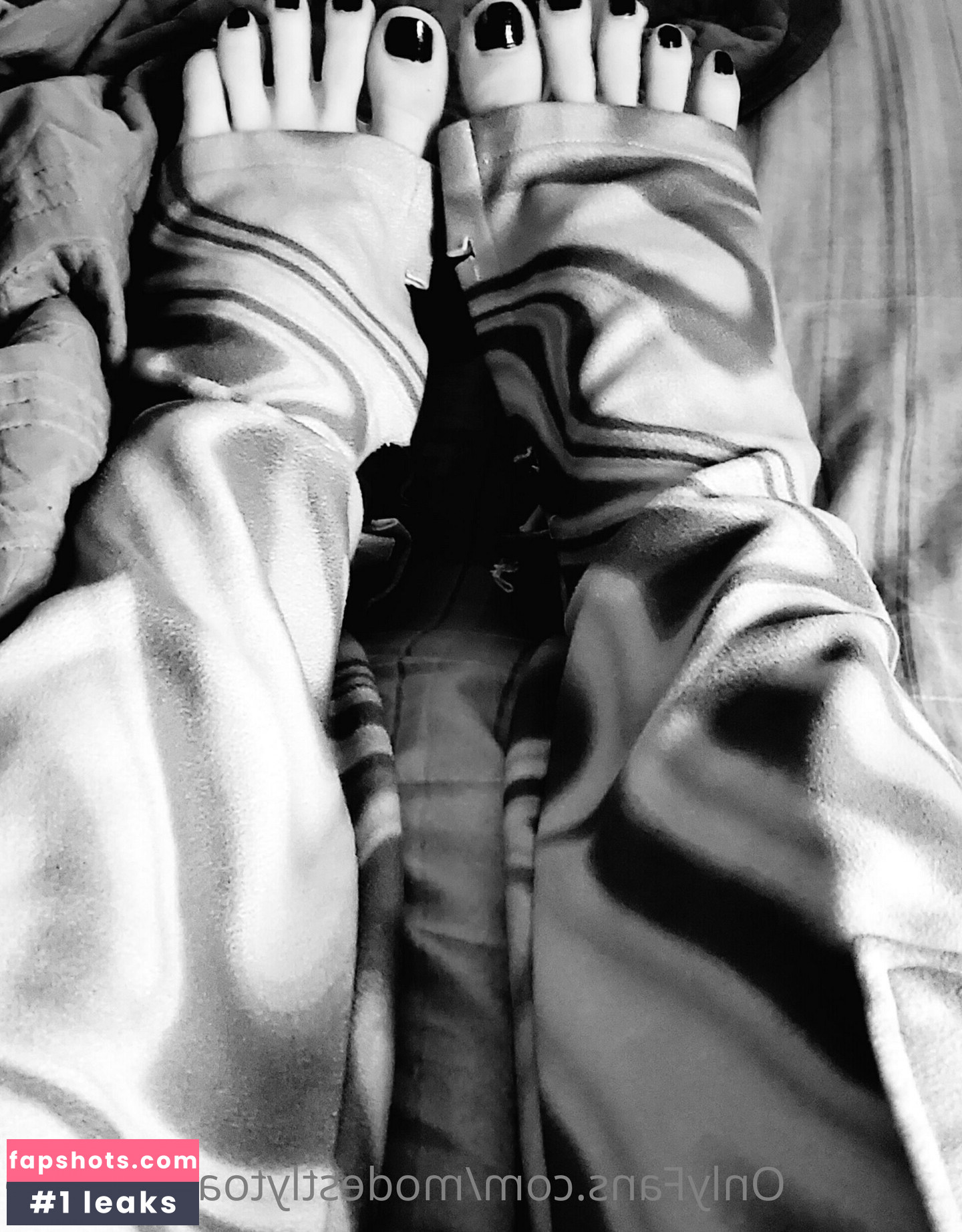 modestlytoasted-free gallery photo #13