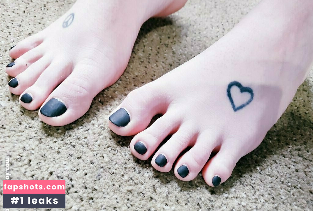 modestlytoasted-free gallery photo #18