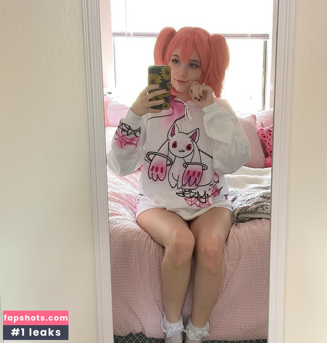 moekomori nude babe gallery