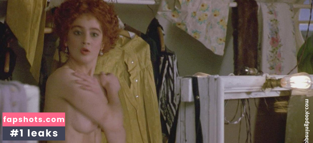 Moira Kelly gallery photo #40