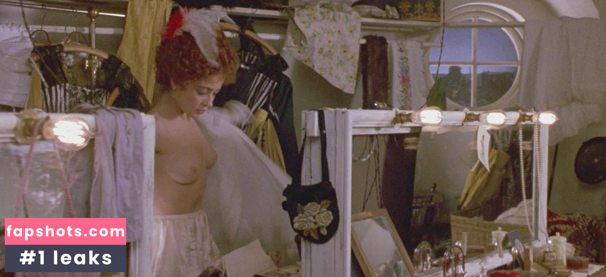 Moira Kelly gallery photo #42