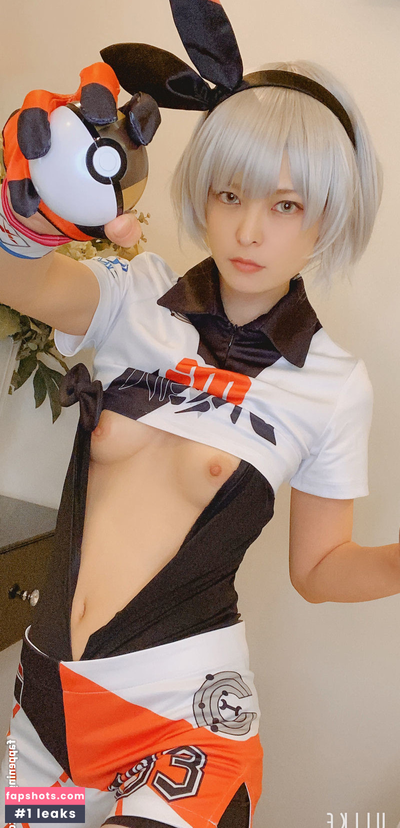 Moko Hirose gallery photo #145