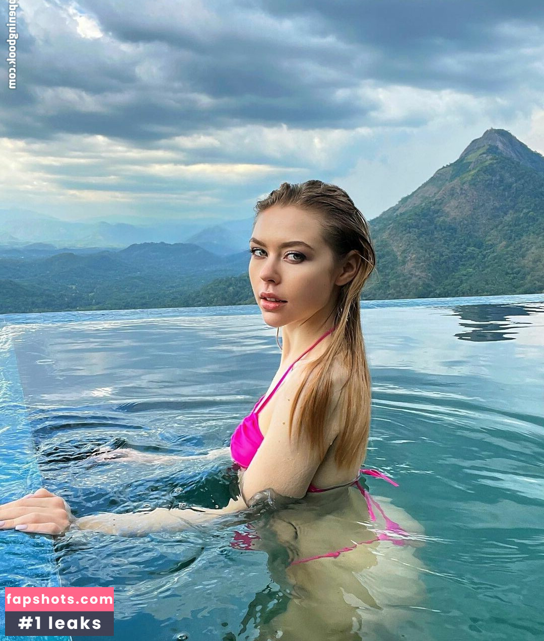 Molchan Anastasiya nude babe gallery