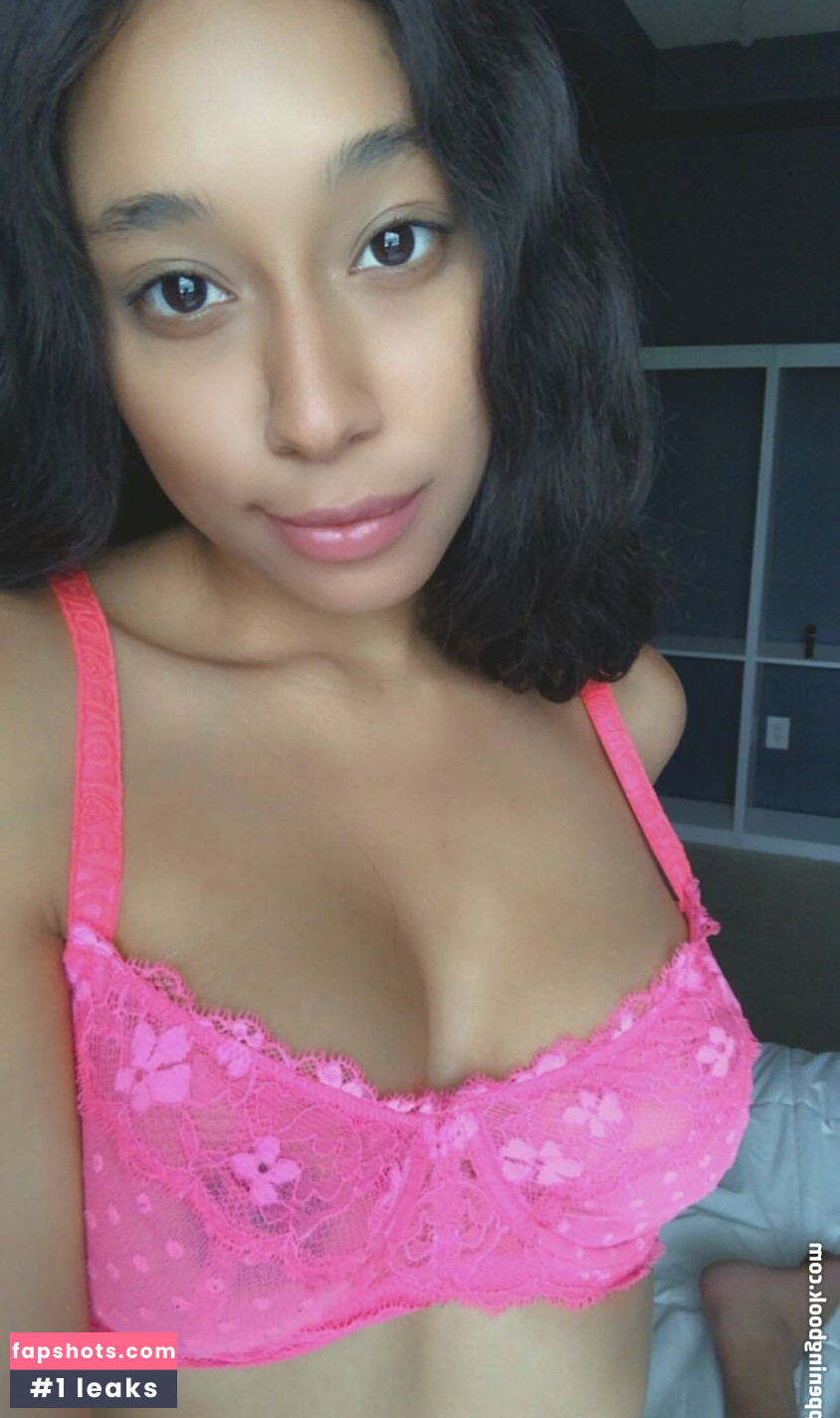 Molly And Mia gallery photo #11