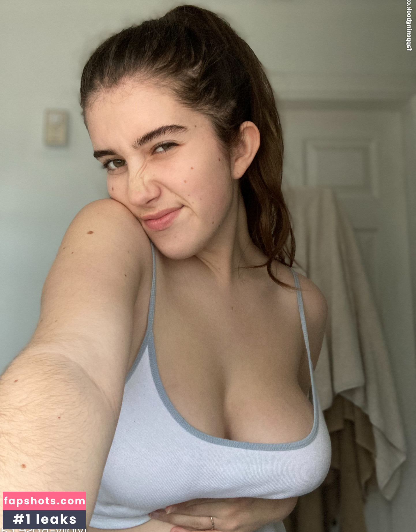 Molly Barkasy gallery photo #73