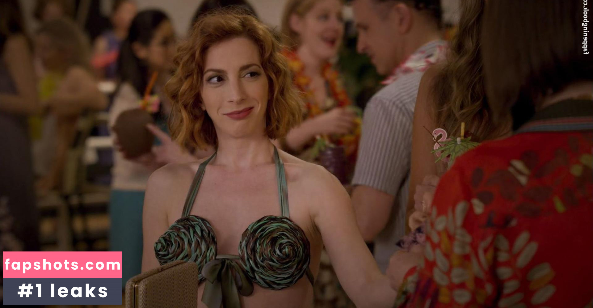 Molly Bernard gallery photo #8