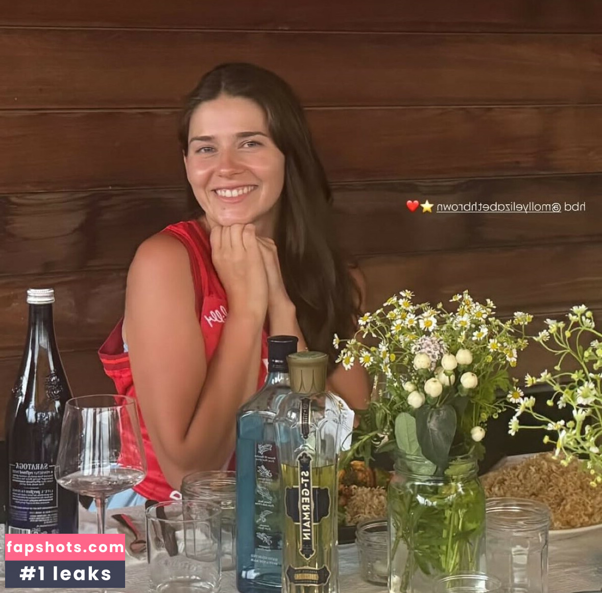 Molly Brown gallery photo #25