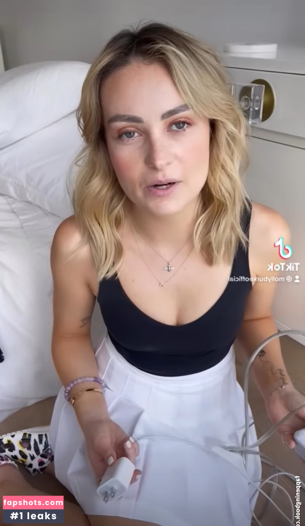 Molly Burke gallery photo #3