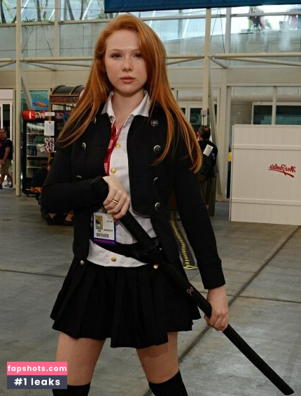Molly C. Quinn gallery photo #33
