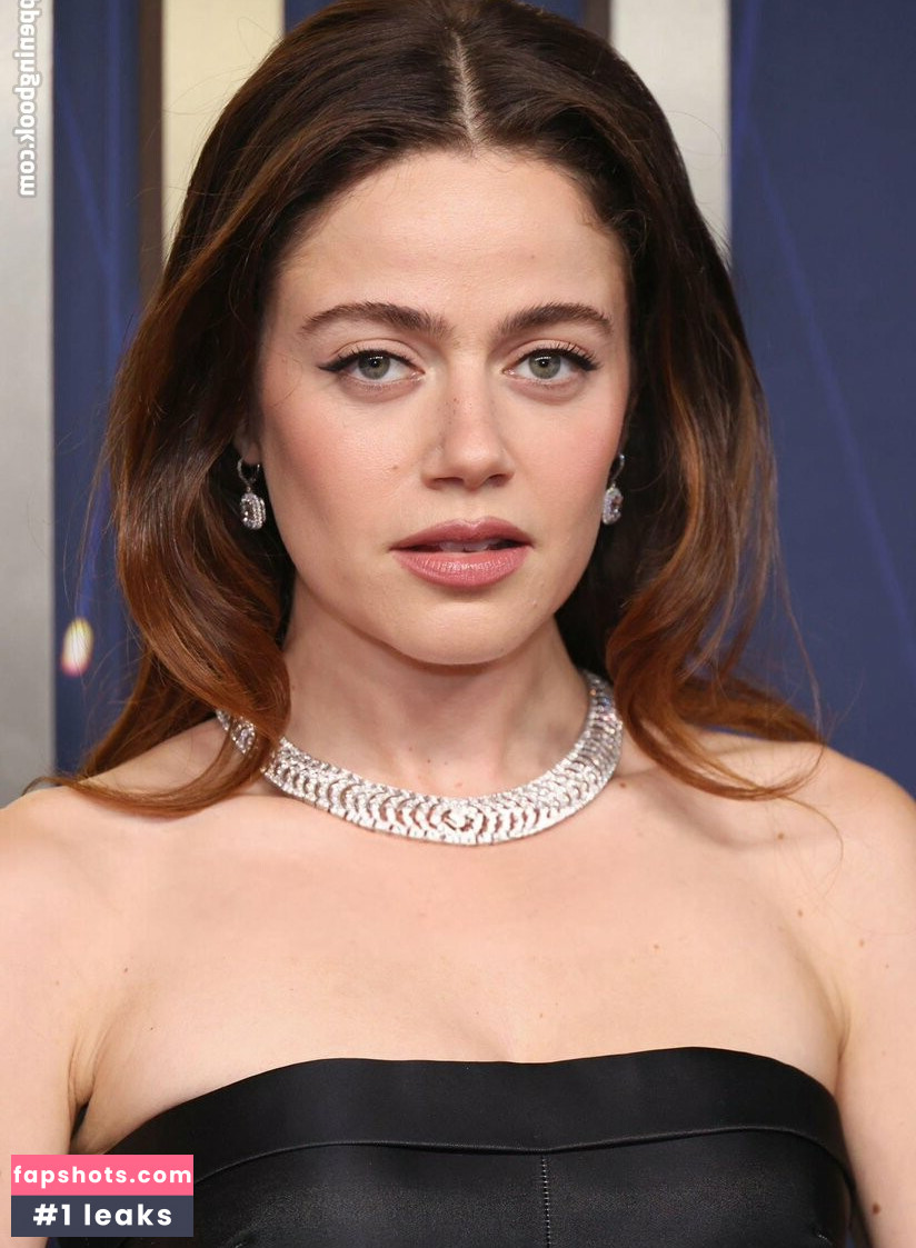 Molly Gordon gallery photo #12